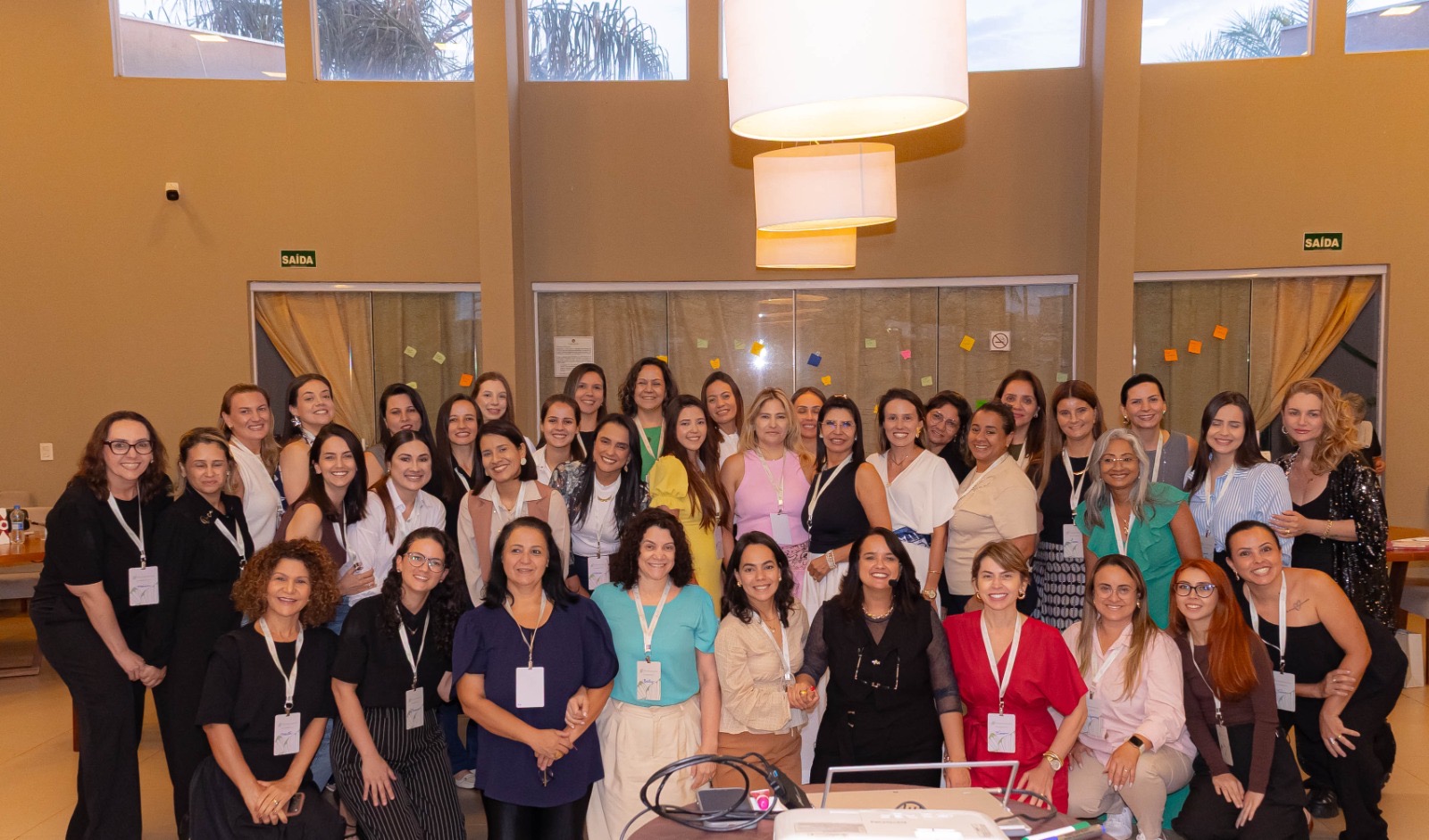 Grupo de mulheres em uma edição da imersão