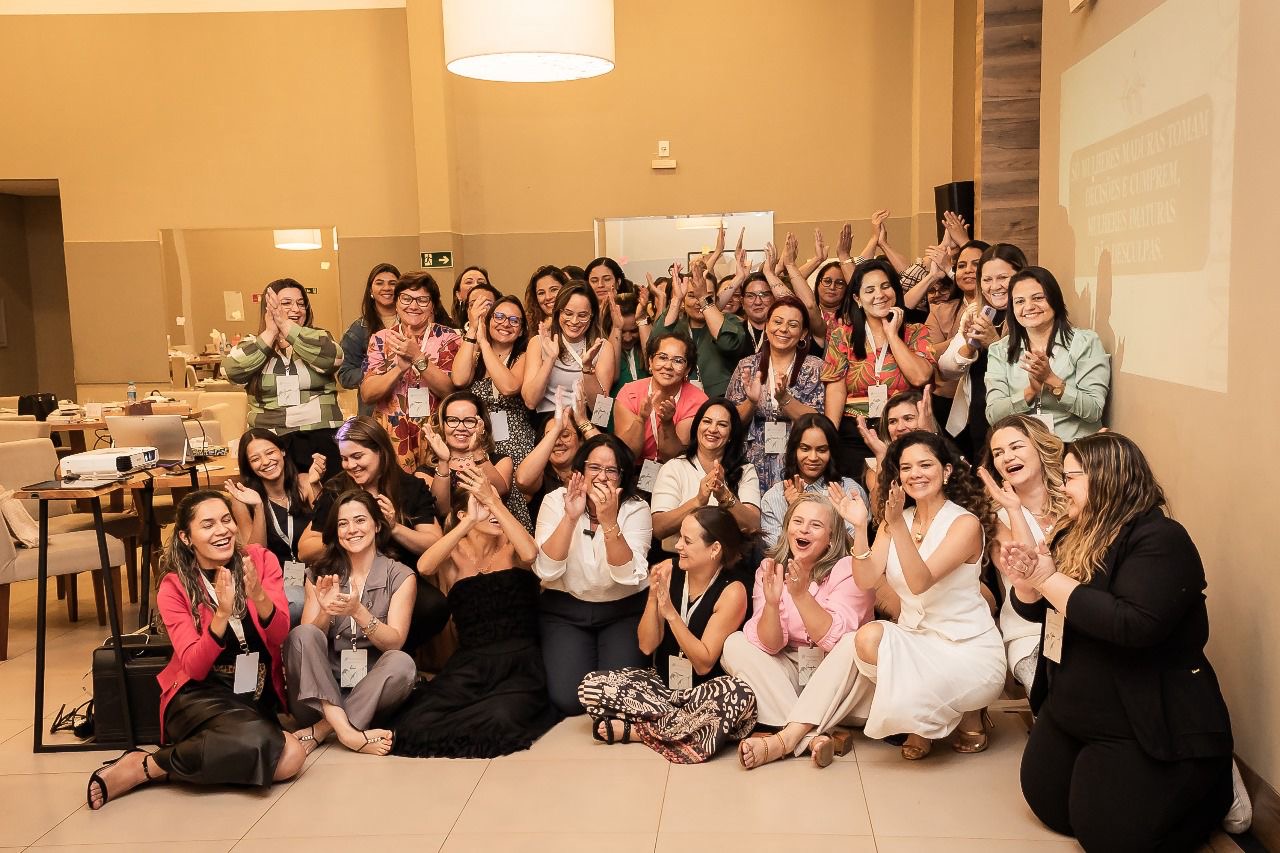 Mulheres reunidas durante uma edição da imersão